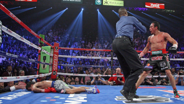 Márquez se asustó porque Pacquiao no se levantaba