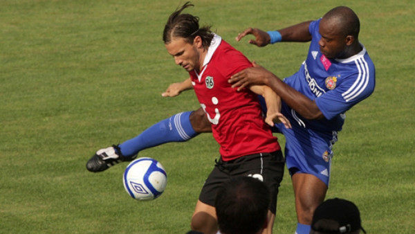 Osman y Quioto jugaron contra el Hannover de Alemania