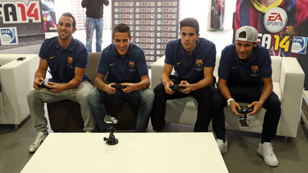 Jugadores del Barcelona se enfrentaron en torneo de FIFA 14