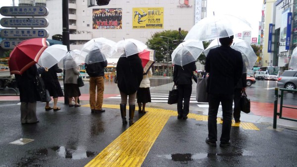 ¿Sorprendidos porque recogen basura en Rusia? 22 cosas que solo en Japón podrás ver