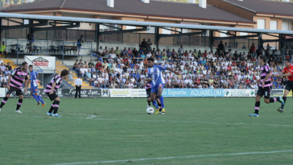 El Choco Lozano ve acción en empate del Alcoyano