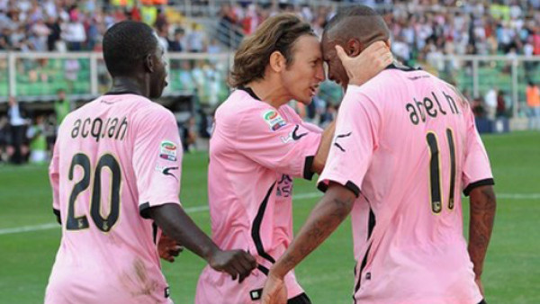 El Palermo gana y es tercero en Italia