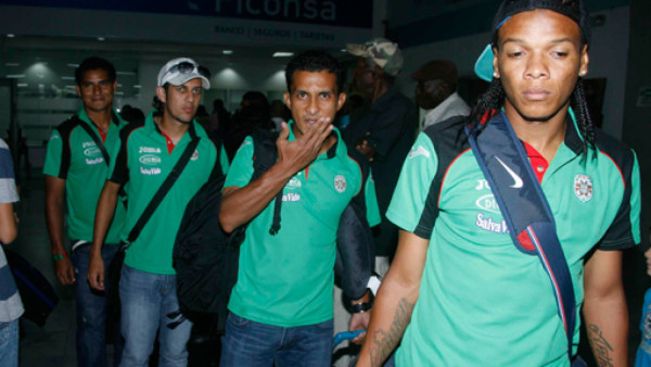 José Mendoza y Rony Flores viajaron con Marathón a la capital