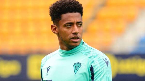 Choco Lozano ha marcado cinco goles en la actual temporada con el Cádiz.