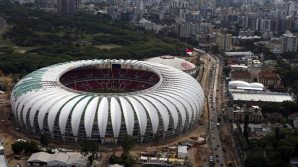 En Brasil: Inter de Porto Alegre insiste en no pagar estructuras temporales