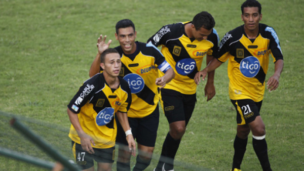 Marathón acaba con el invicto del Hispano