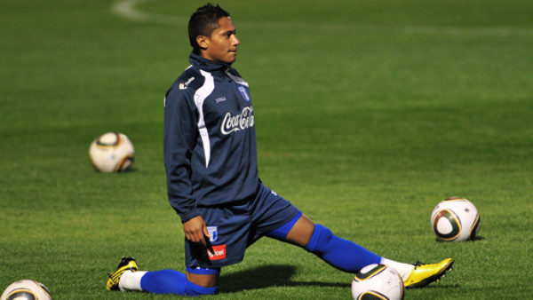 Ramón Núñez marca segundo gol con el Leeds