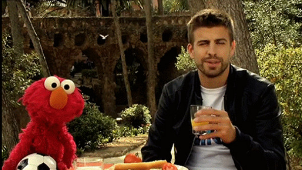 Piqué presta su imagen para una campaña infantil