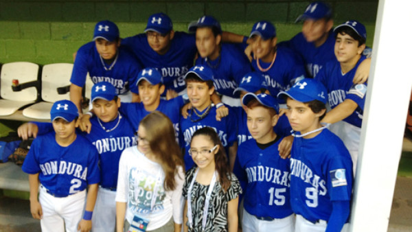 Honduras ganó a Italia y sigue en pelea en Mundial de Béisbol