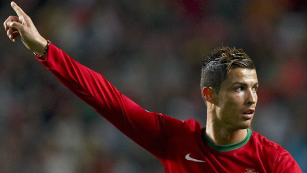 Cristiano estrenó nuevo look en Portugal - Rusia