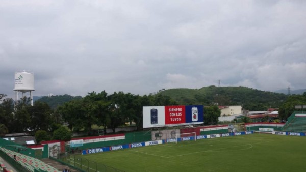 FOTOS: Así ha quedado el estadio de Siguatepeque con las fuertes lluvias