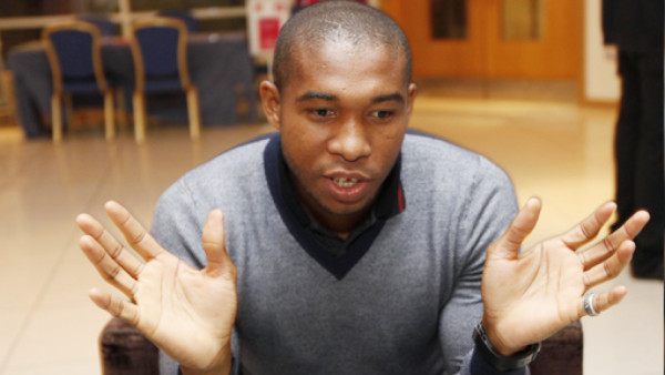 ¿Qué decisión debe tomar Wilson Palacios?