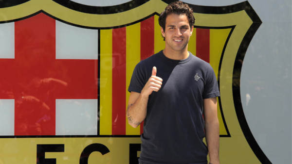 Fábregas firmó por 5 años con el Barcelona