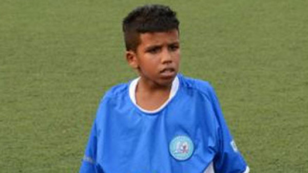 Barcelona contrata a brasileño de 14 años de edad