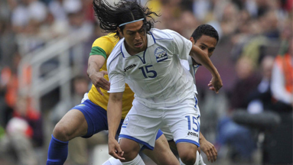 El Wigan quiere ya a Roger Espinoza