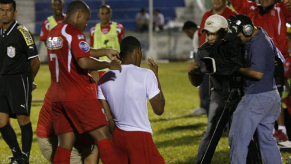La camisa de amor de Jerry Bengtson