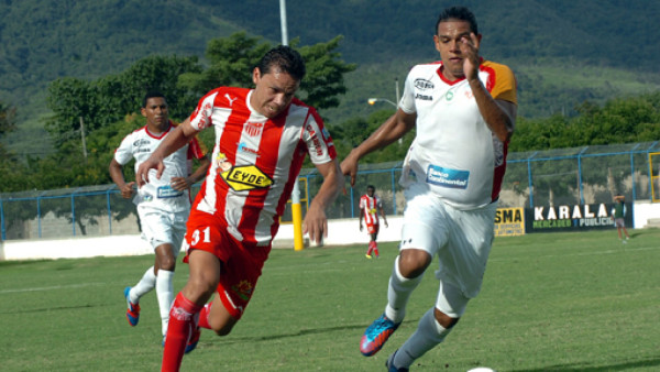 Vida triunfó frente a Choloma en partidazo lleno de goles