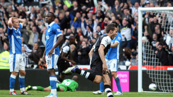 Wigan vive un infierno en la Premier