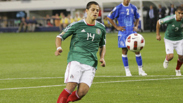 'Chicharito' Hernández lleva paso histórico con México