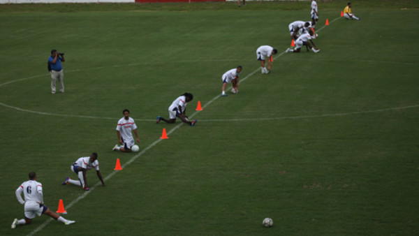 En Victoria olvidan sus penas y disfrutan