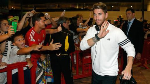 Locura en Barcelona por llegada del Real Madrid
