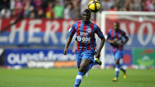 AC Milán ficha a delantero francés de 17 años