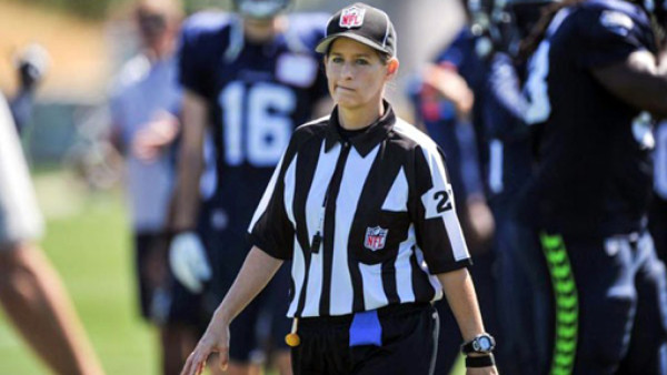 Shannon Eastin, primera mujer árbitro en la NFL