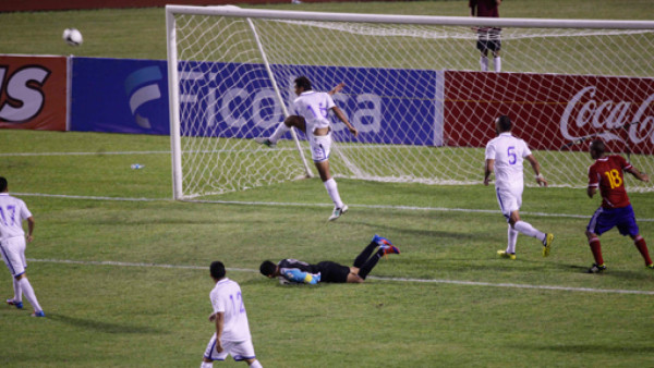 'Gracias a Dios estuve allí para despejar el balón”: Sabillón