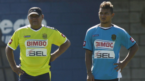 Mario Martínez quiere irse como campeón del Real España