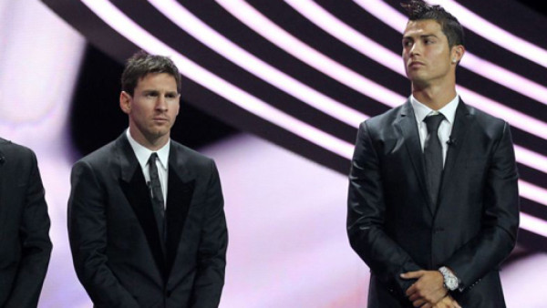 FIFA desata polémica al mencionar a Messi en perfil de Cristiano