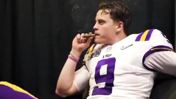 Así celebró Joe Burrow el campeonato 2020 de la NCAA cuando fue campeón con LSU.