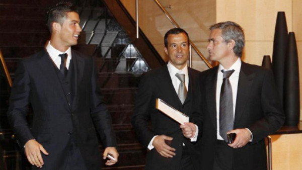Agente de Cristiano Ronaldo y Mourinho es el que más dinero mueve