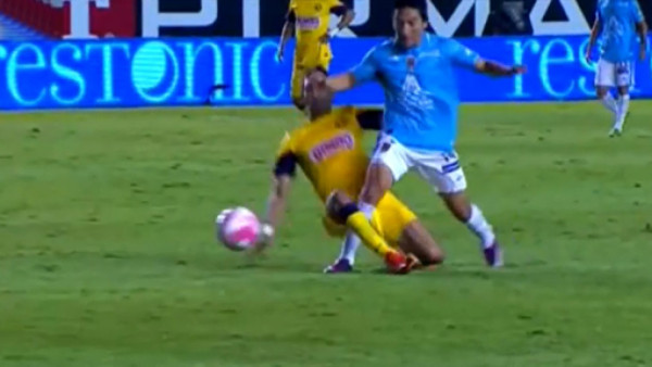 La fuerte lesión que sufre el mexicano César Villaluz