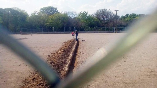 Así es el nuevo y moderno estadio que se construye en Orocuina, Choluteca