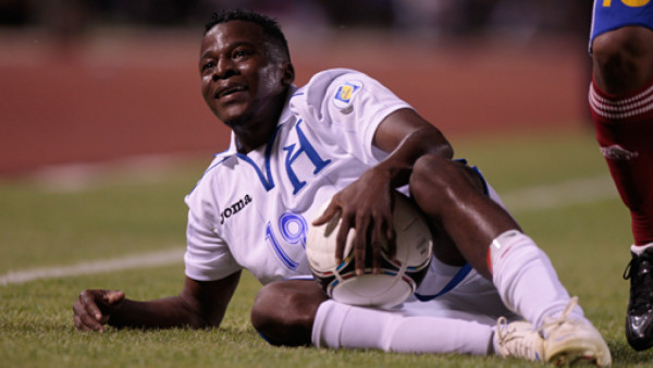 Marvin Chávez se fue lesionado al San José