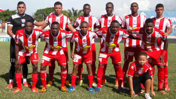 Una nueva huelga estremece al Vida por falta de pagos