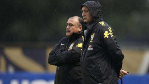 VIDEO: Brasil entrenó bajo una intensa lluvia en Miami