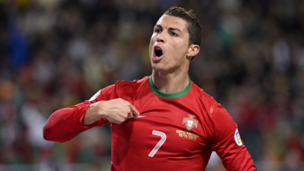 Triplete de Cristiano y Portugal a Brasil