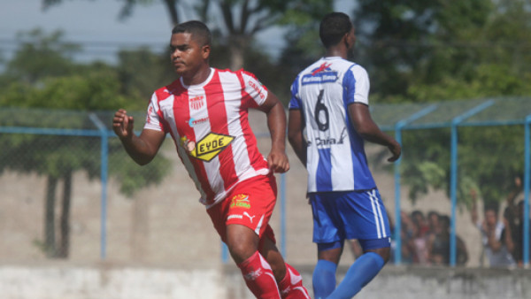 Vida se convierte en el papá de Victoria