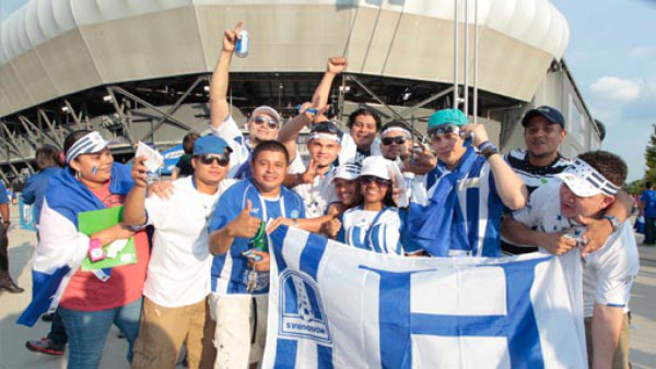 Hondureños celebraron en el Red Bull Arema