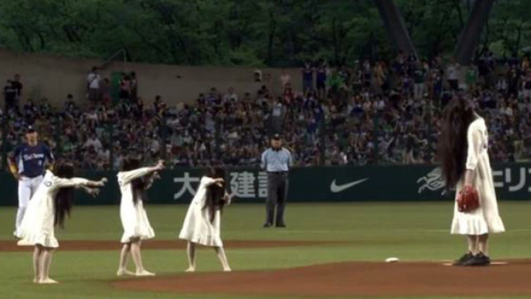 VIDEO: Protagonista de 'El Aro” jugó béisbol en Corea del Sur