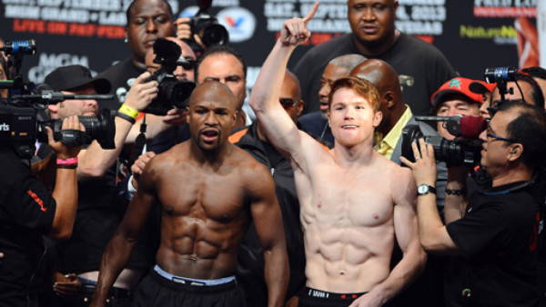 Mayweather y 'Canelo” Álvarez superan la báscula sin problemas