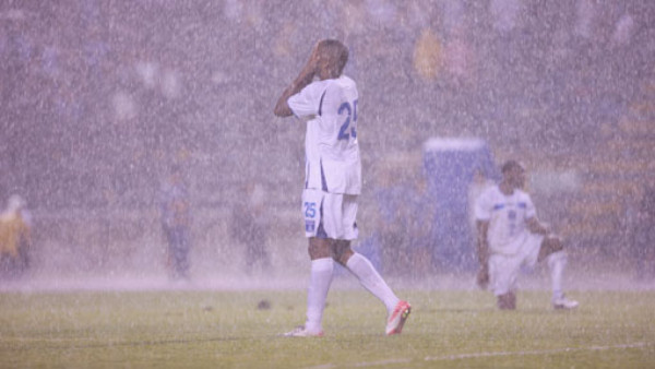 Paraguay golea a Honduras en el Olímpico