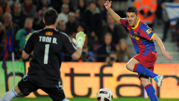 Barcelona se pone a diez del Madrid