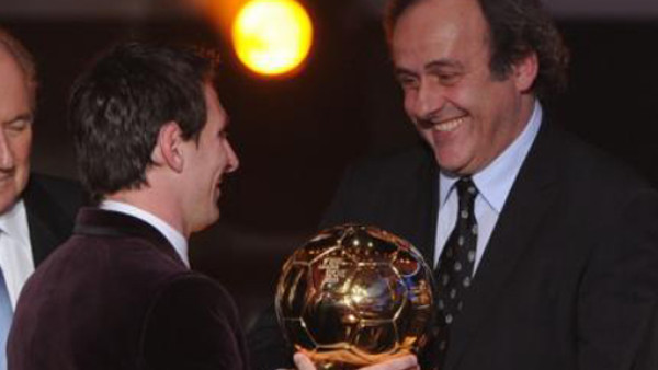 Platini asume que Leo Messi batirá su récord y conseguirá 4 Balones de Oro
