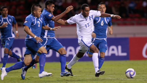 Honduras tuvo un frío debut en la Uncaf