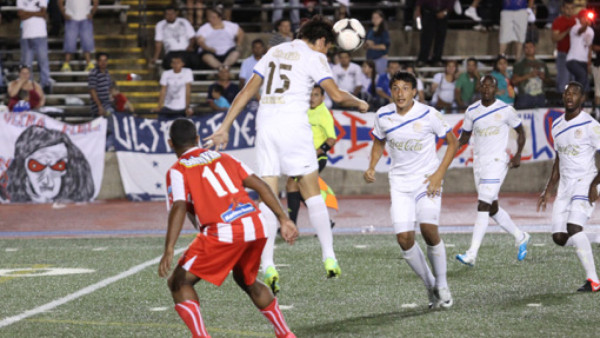 Olimpia venció al Vida en Nueva Orleans