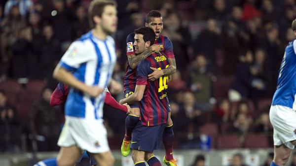 Sin brillo, el Barcelona acaricia la final de Copa