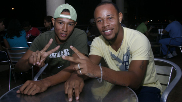 Muñi y Altamirano quieren bajarse al Victoria