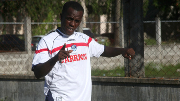 Otro futbolista hondureño se va para China